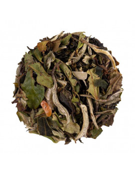 Loose Leaf Tea Blend green and white tea with passionflower, peach pinapple